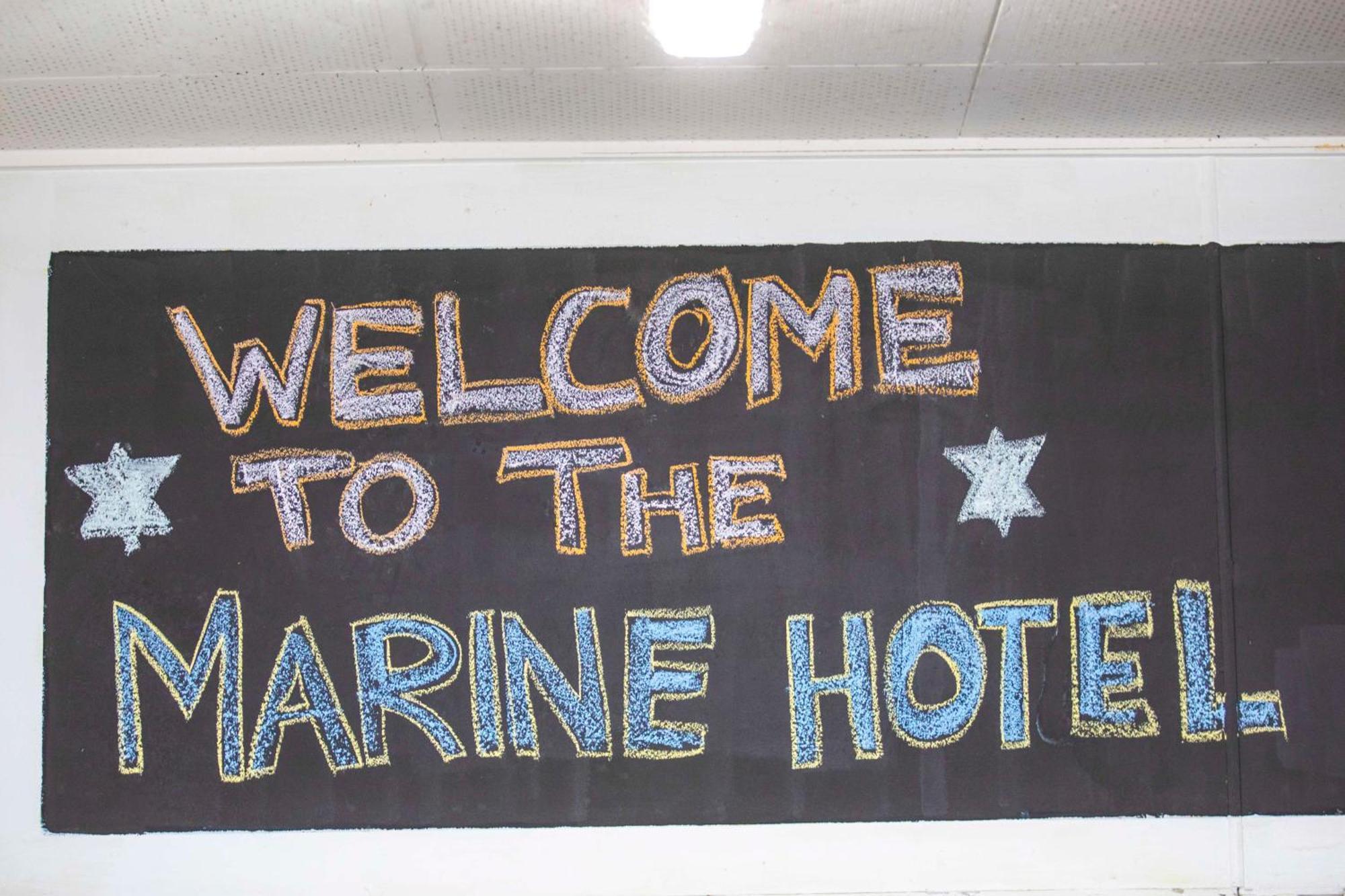 Nightcap At Marine Hotel Cardwell Buitenkant foto